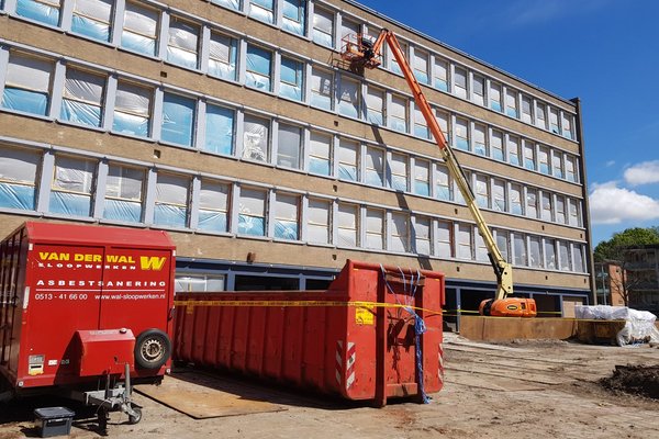 20190513_114114 Technische School Leeuwarden asbestsanering_lr.jpg 