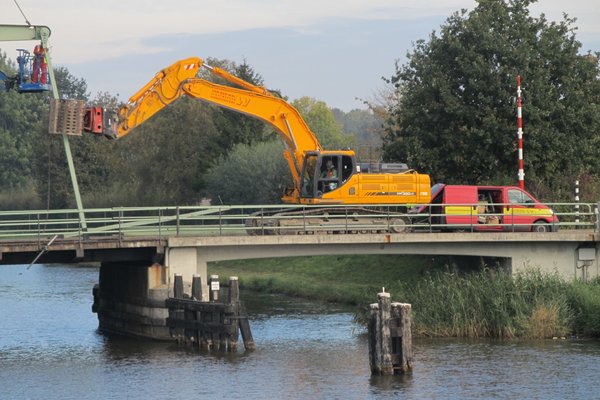 Marknesserweg brug 18 fototoestel Addnoice_lr.jpg 